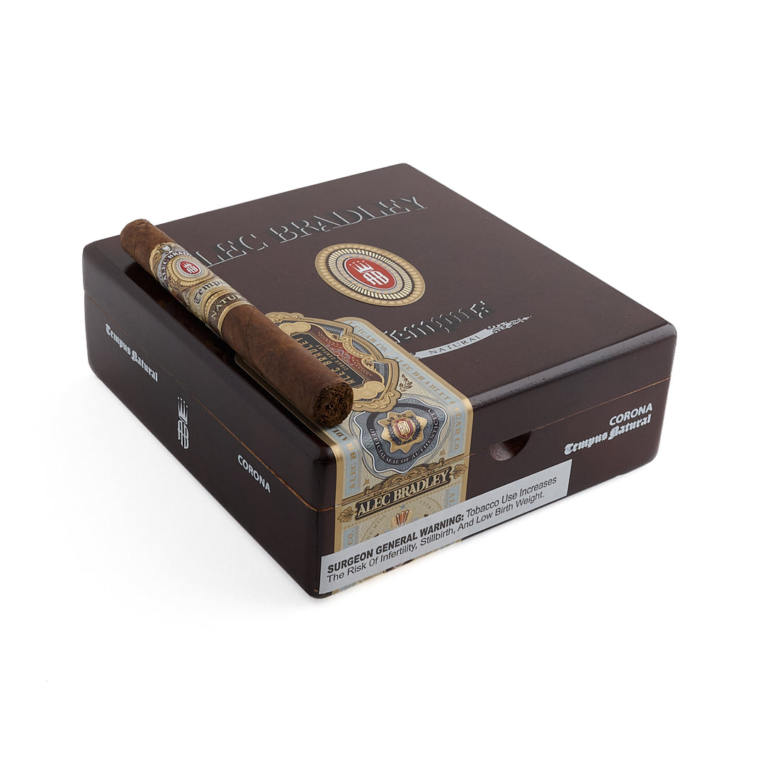 Alec Bradley Tempus Corona