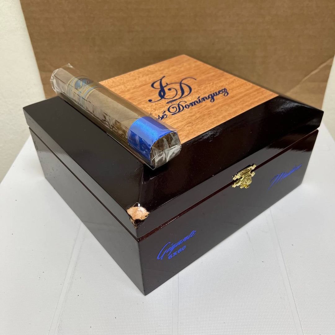 Jose Dominguez Gigante Maduro