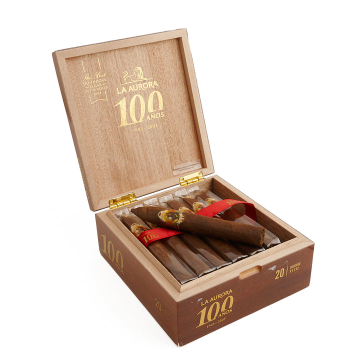 La Aurora 100 Anos Belicoso