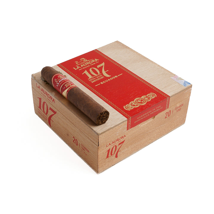 La Aurora 107 Ecuador Toro