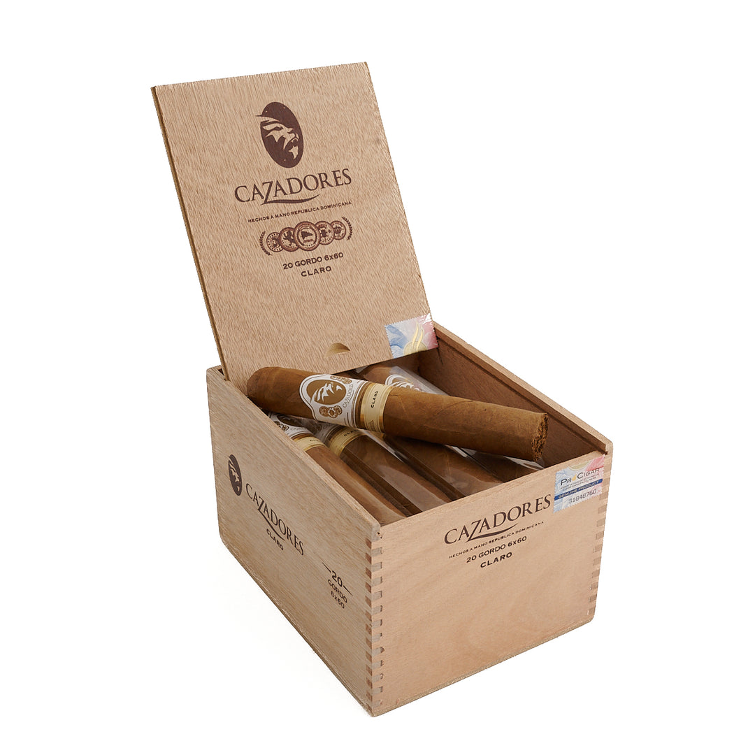 La Aurora Cazadores Claro Gordo