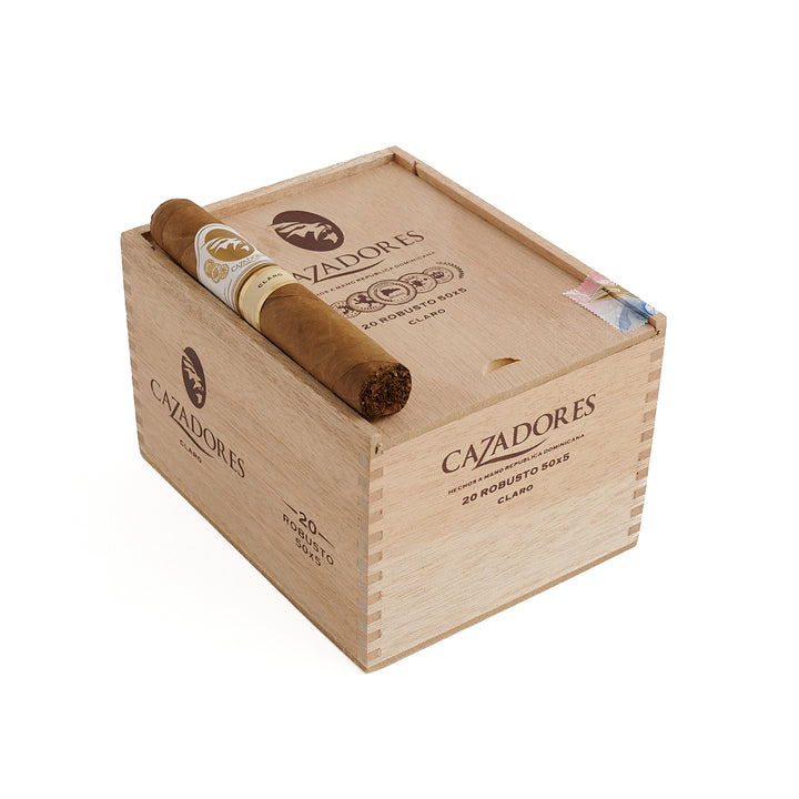 La Aurora Cazadores Claro Robusto