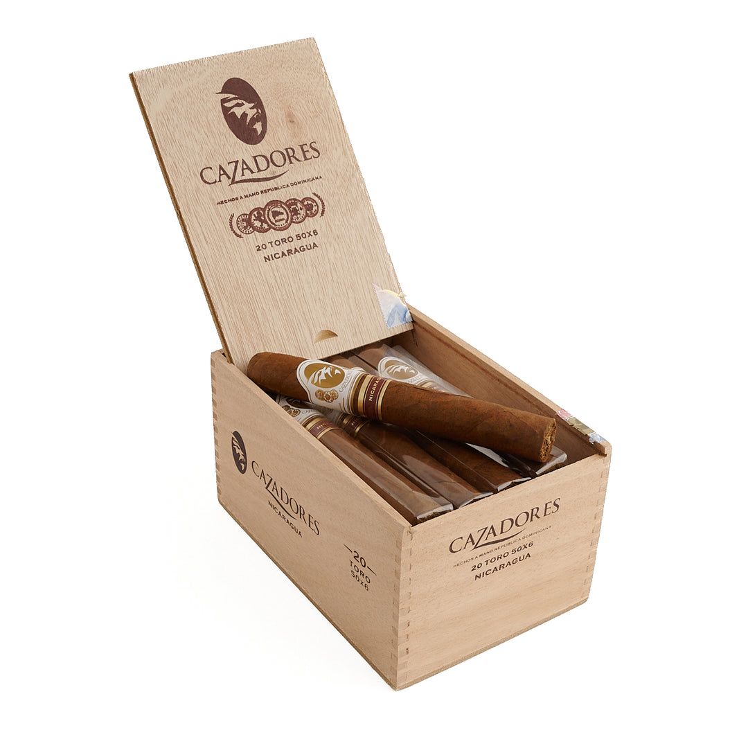 La Aurora Cazadores Nicaragua Toro