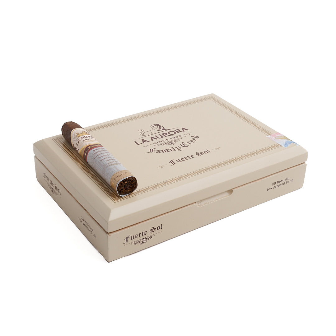 La Aurora Family Creed Fuerte Sol Robusto Box Pressed