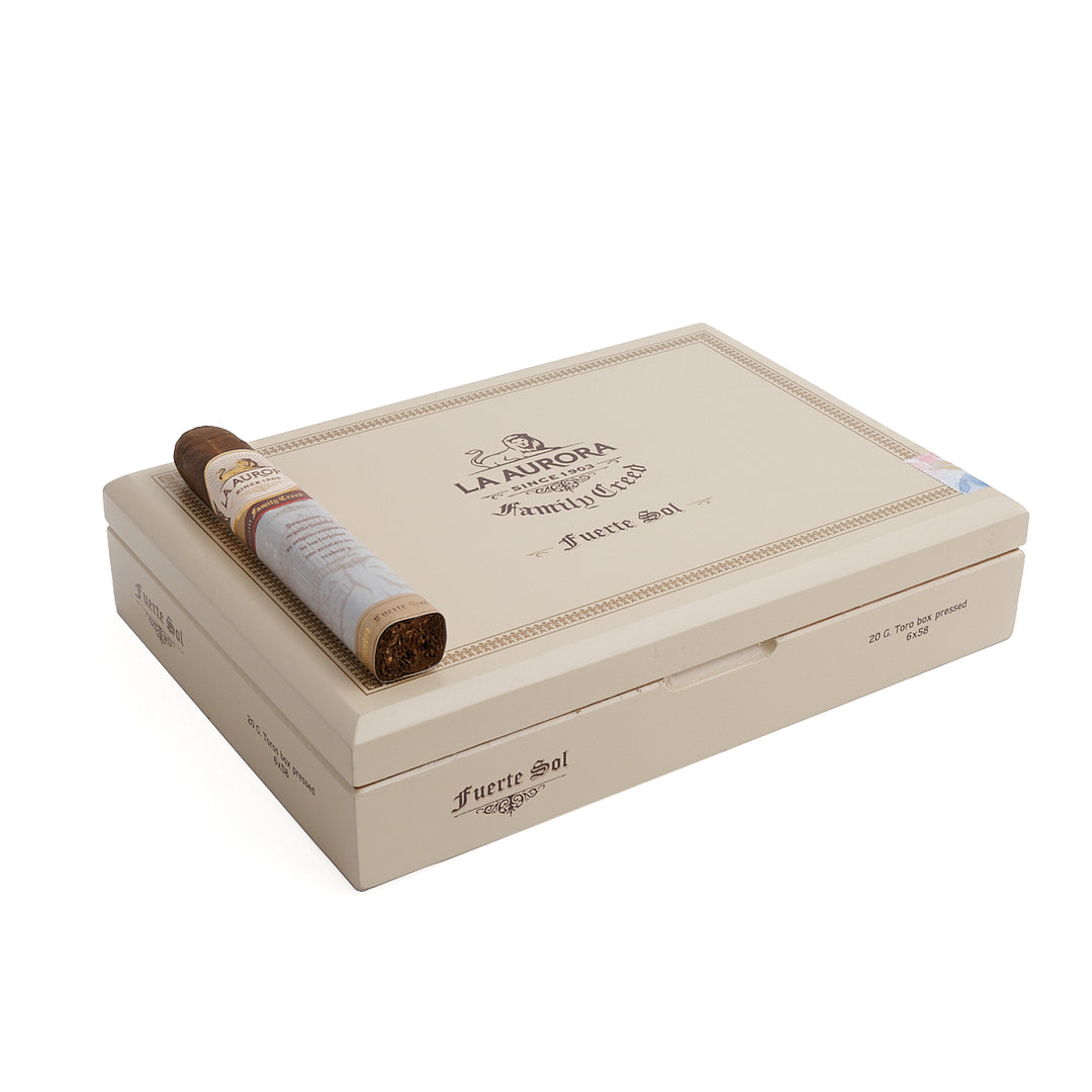 La Aurora Family Creed Fuerte Sol Toro Box Pressed