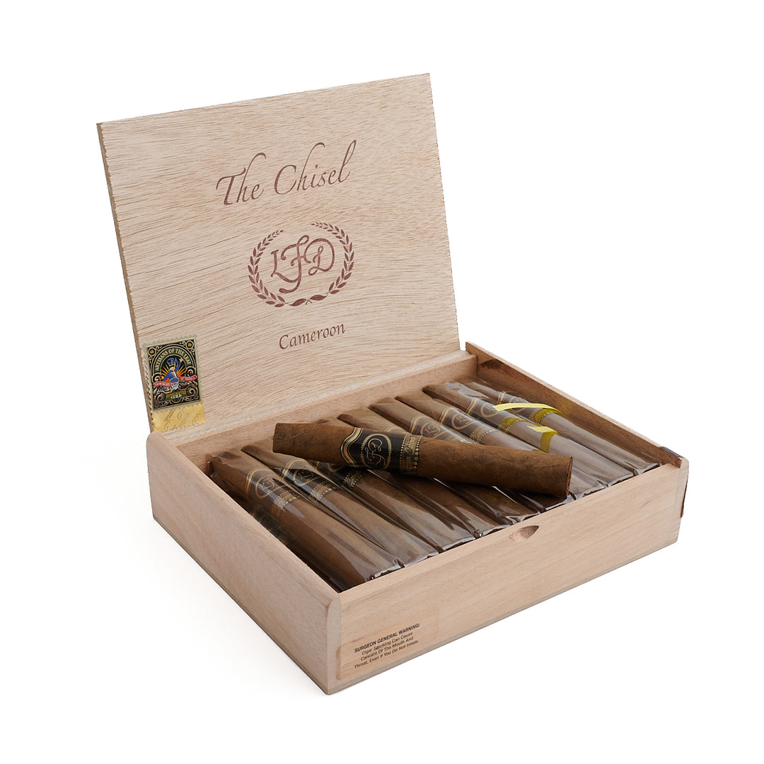La Flor Dominicana Cameroon Cabinet Chisel