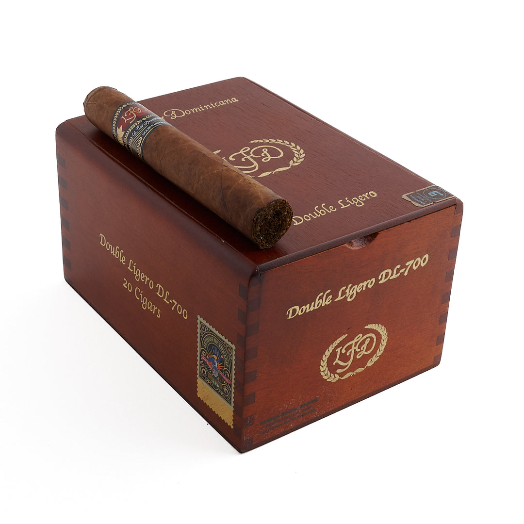 La Flor Dominicana Double Ligero Natural 700