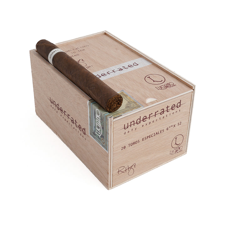 卢西亚诺低调之王公牛