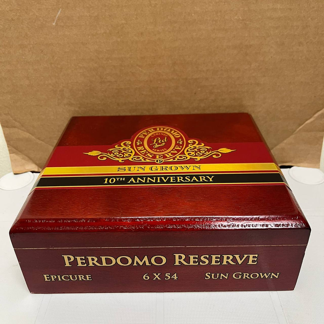Perdomo 10th Anniversary Sun Grown Epicure Toro