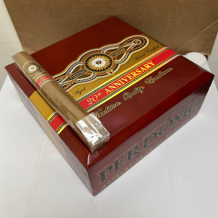 Perdomo 20th Anniversary Connecticut Churchill