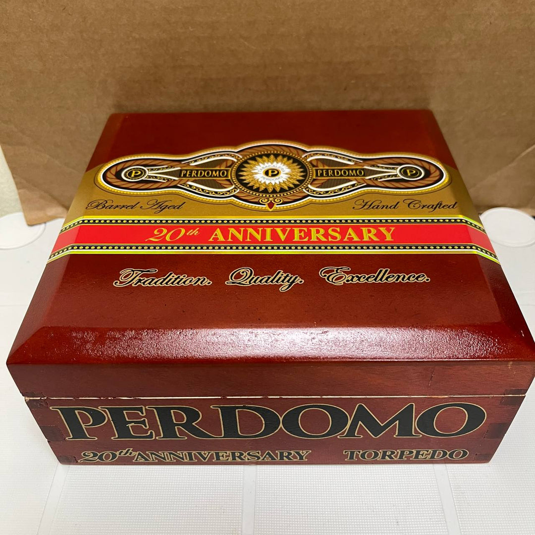 Perdomo 20th Anniversary Connecticut Torpedo