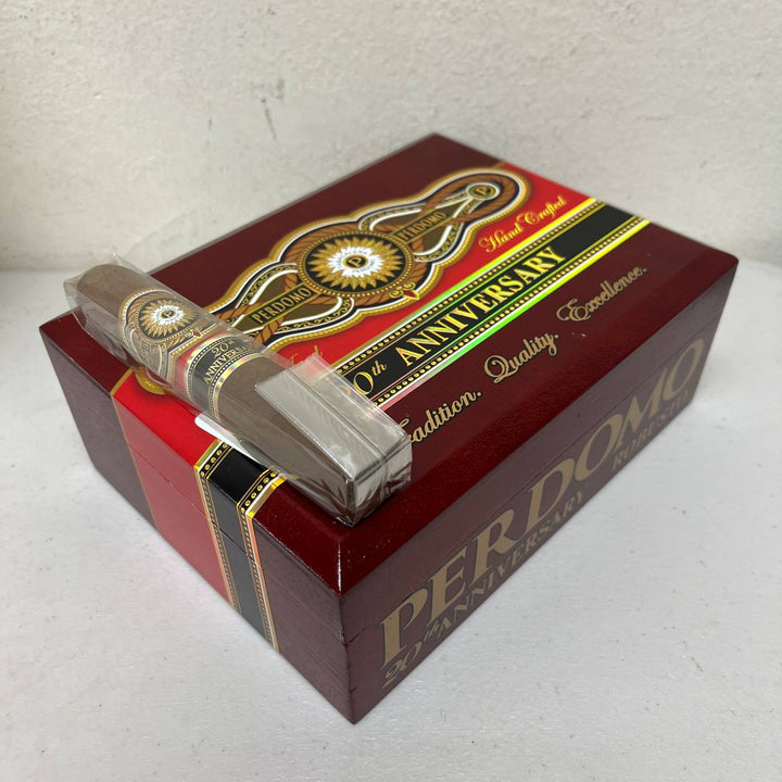 Perdomo 20th Anniversary Sun Grown Robusto