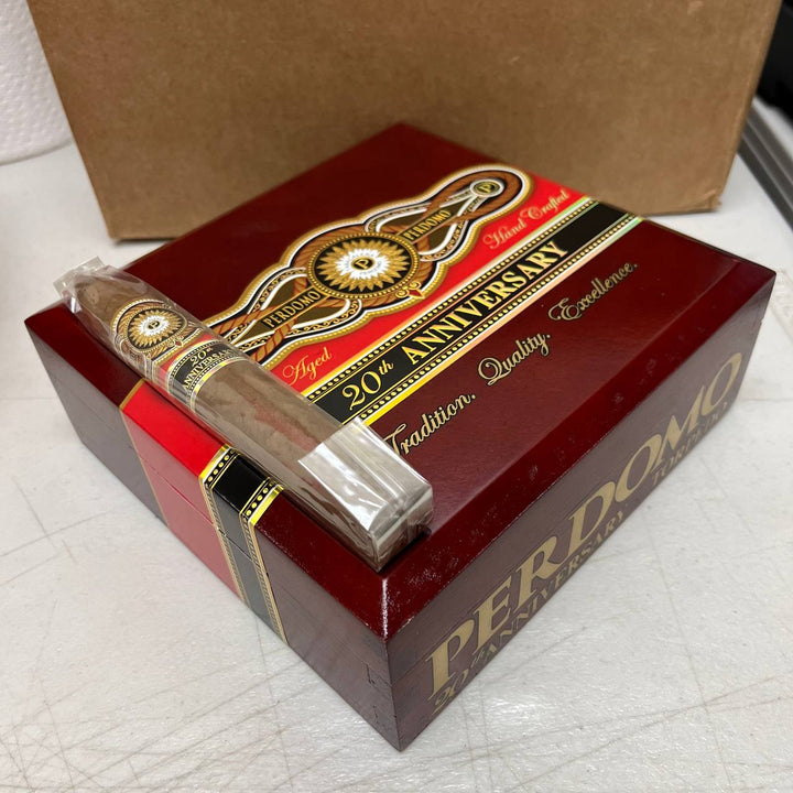 Perdomo 20th Anniversary Sun Grown Torpedo