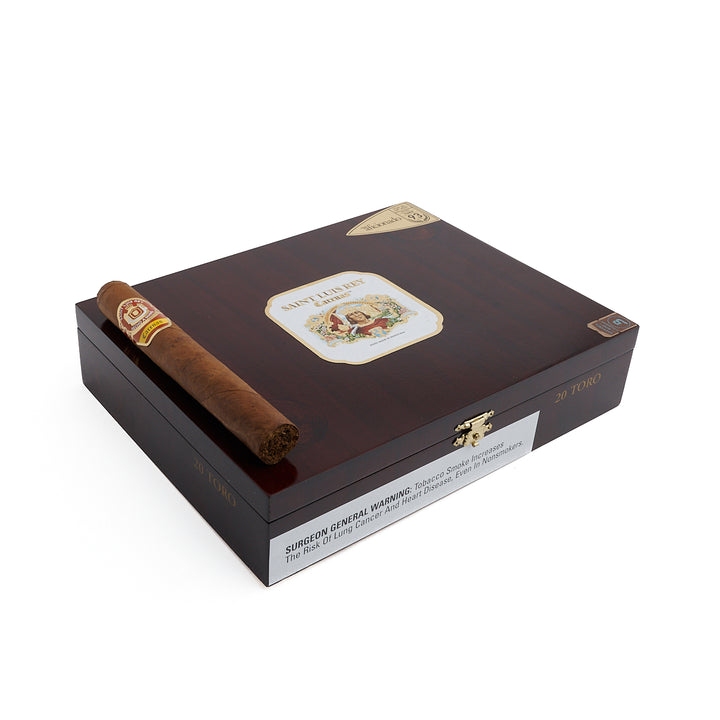 Saint Luis Rey Carenas Toro