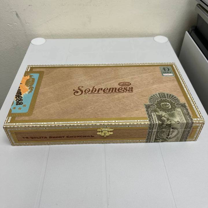 Sobremesa Solita Short Churchill