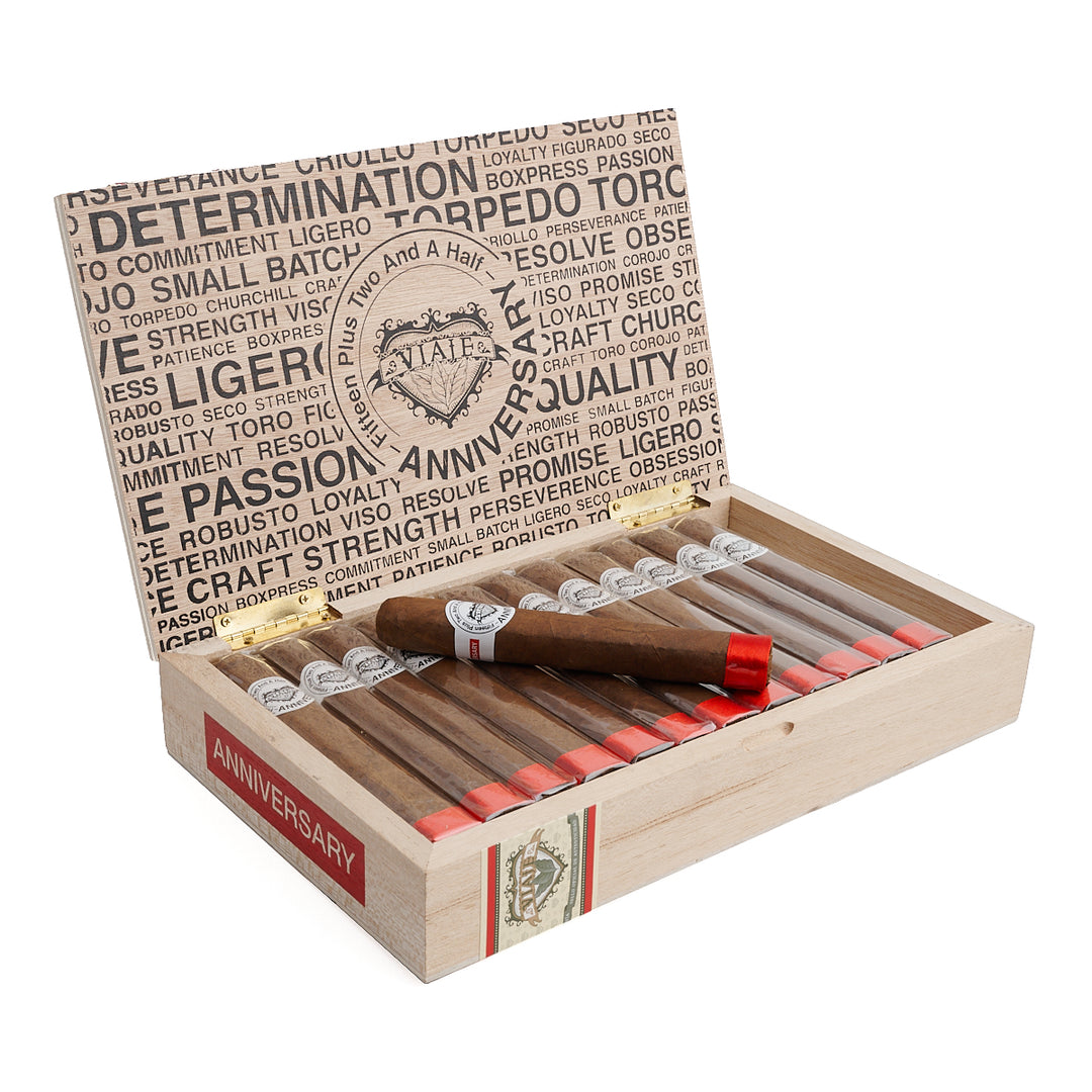 Viaje Fifteen Plus Two and a Half Anniversario Red