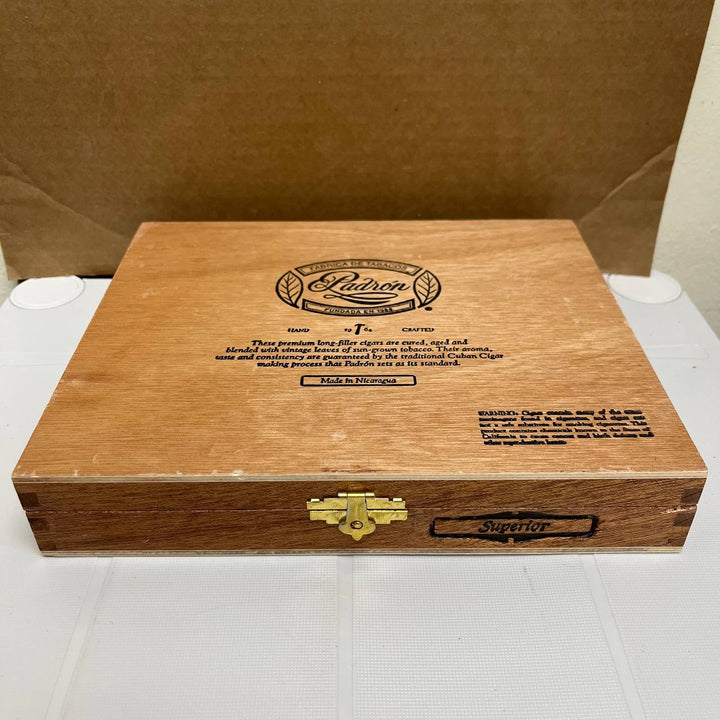 Padron 1964 Anniversary Superior Lonsdale Natural