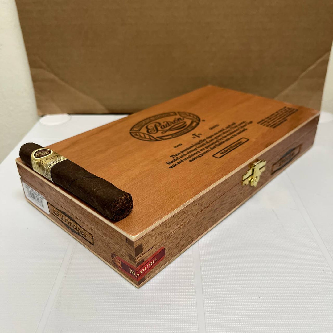 Padron 1964 Anniversary Principe Petite Corona Maduro