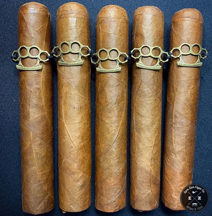 Sorry, Ezra Zion Brass Knuckles Vicious Delicious Short Toro image not available now!