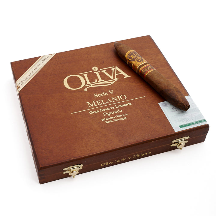 Oliva Serie V Melanio Figurado