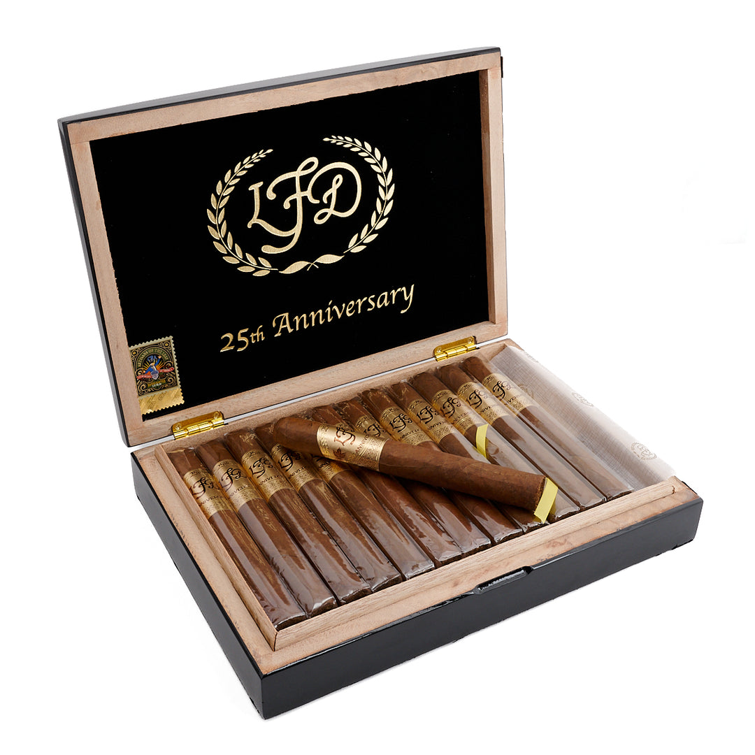 La Flor Dominicana 25th Anniversary Double Corona