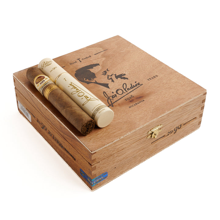 Padron 1926 Series No. 90 Robusto Tubo Natural