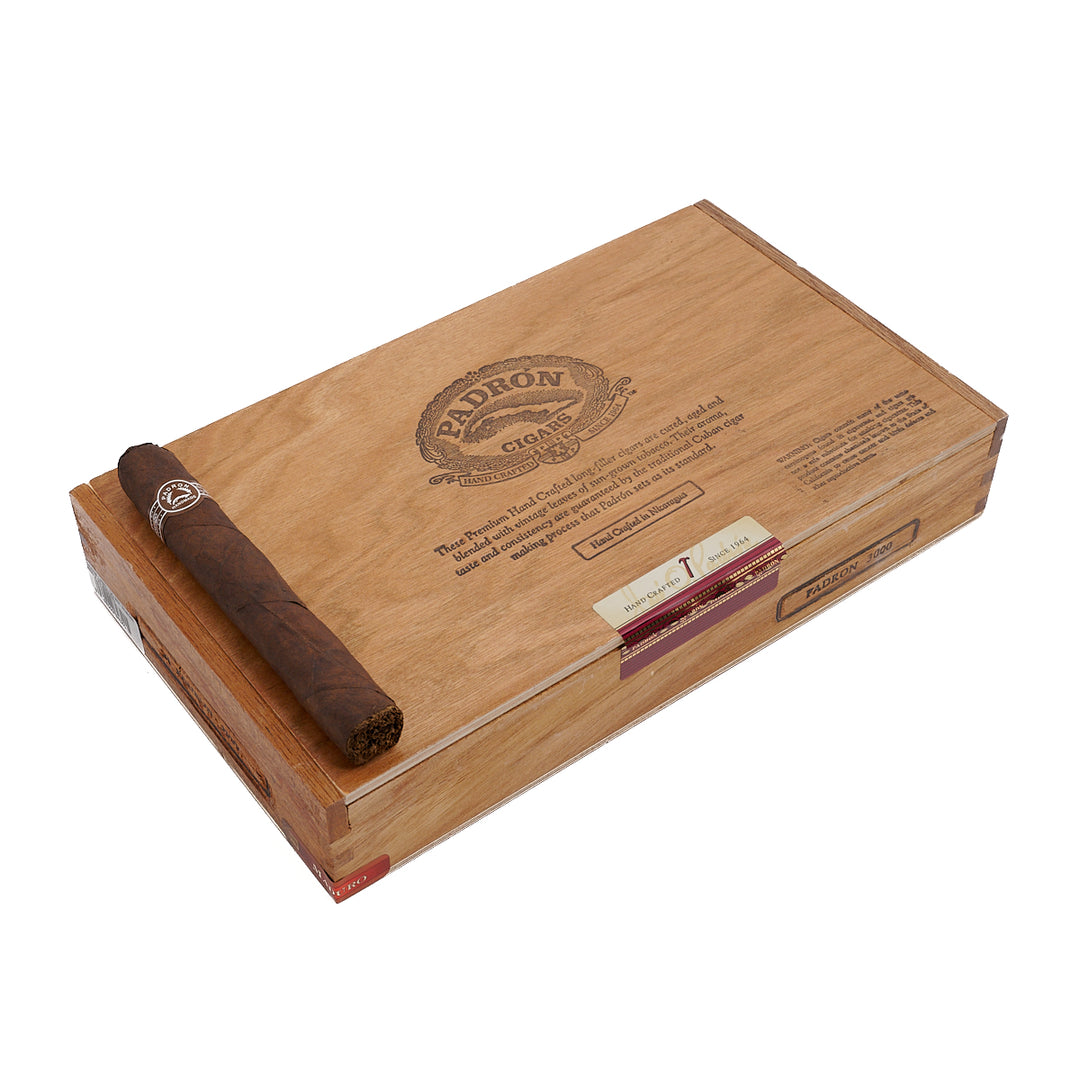 Padron 3000 Robusto Maduro