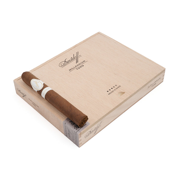 Davidoff Millennium Toro