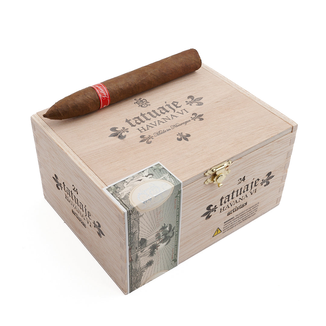 Tatuaje Broadleaf Reserva 타이노스 처칠