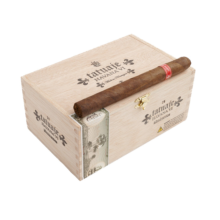 Tatuaje Broadleaf Reserva 타이노스 처칠