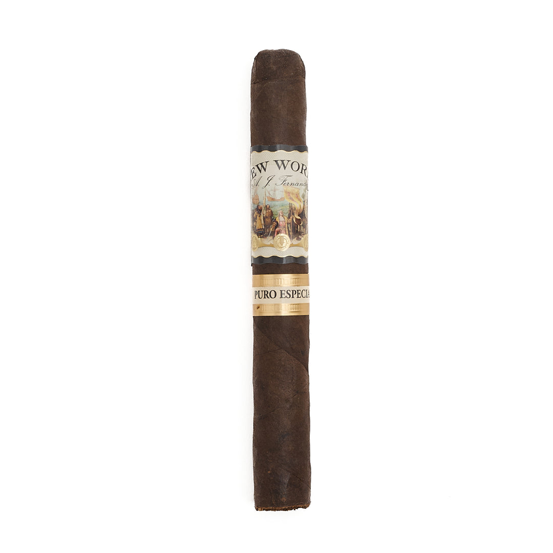 Tatuaje Broadleaf Reserva 타이노스 처칠