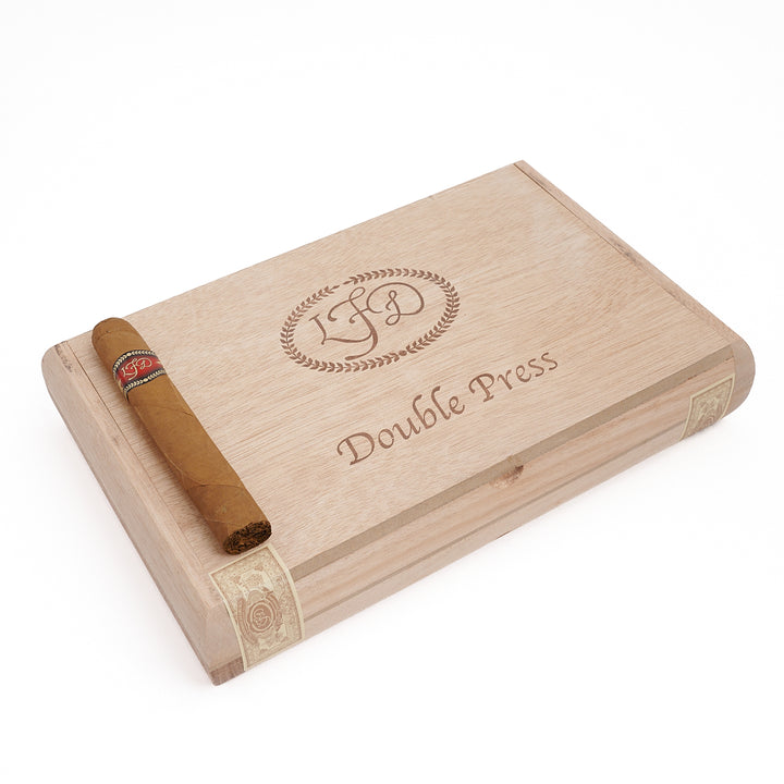 La Flor Dominicana Double Press