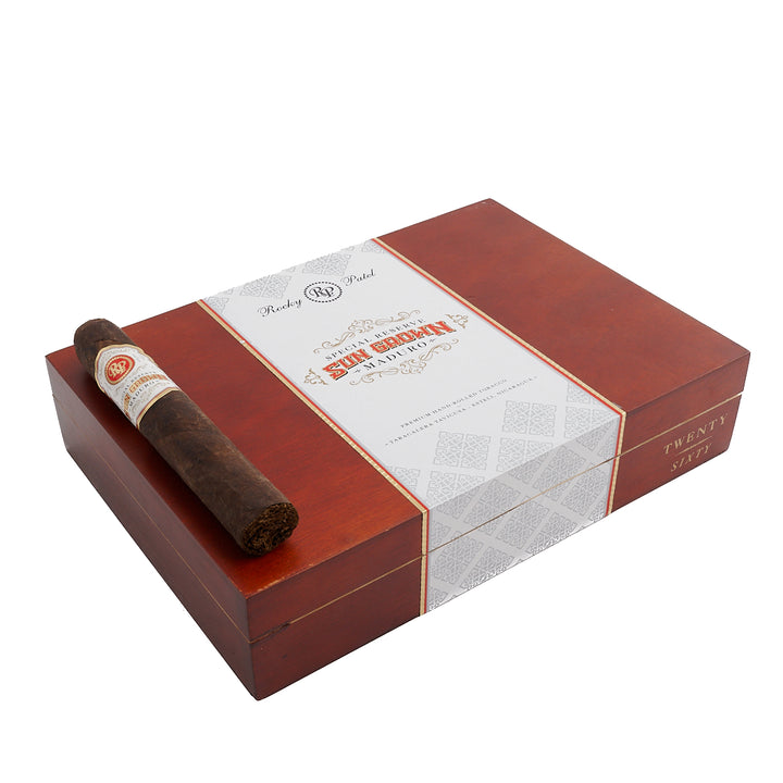 Rocky Patel Sun Grown Maduro Sixty