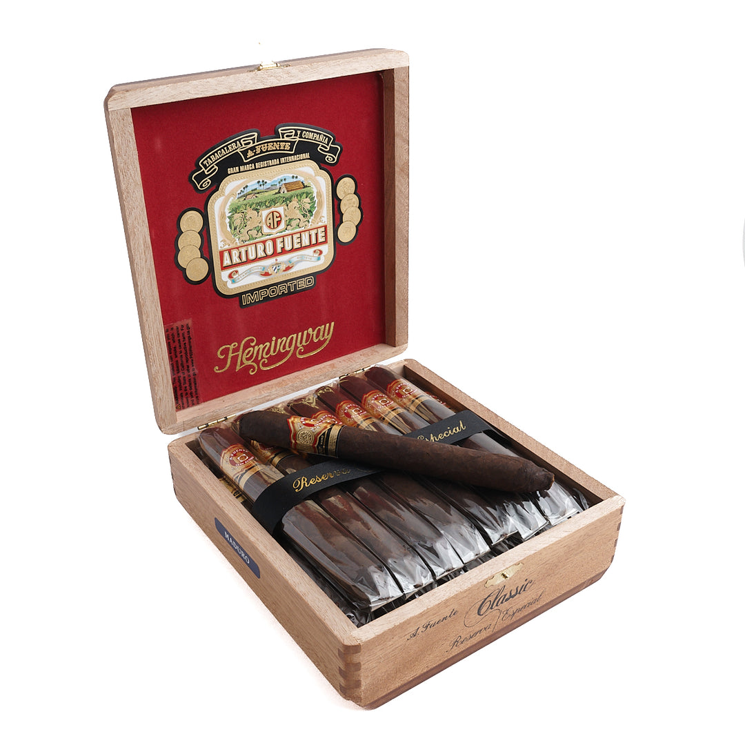 Arturo Fuente Hemingway Classic Maduro