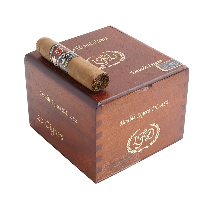 La Flor Dominicana Double Ligero 452