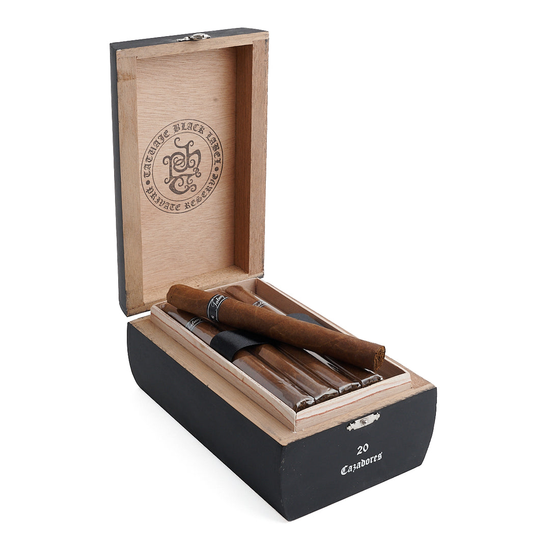 Tatuaje Black Label Cazadores