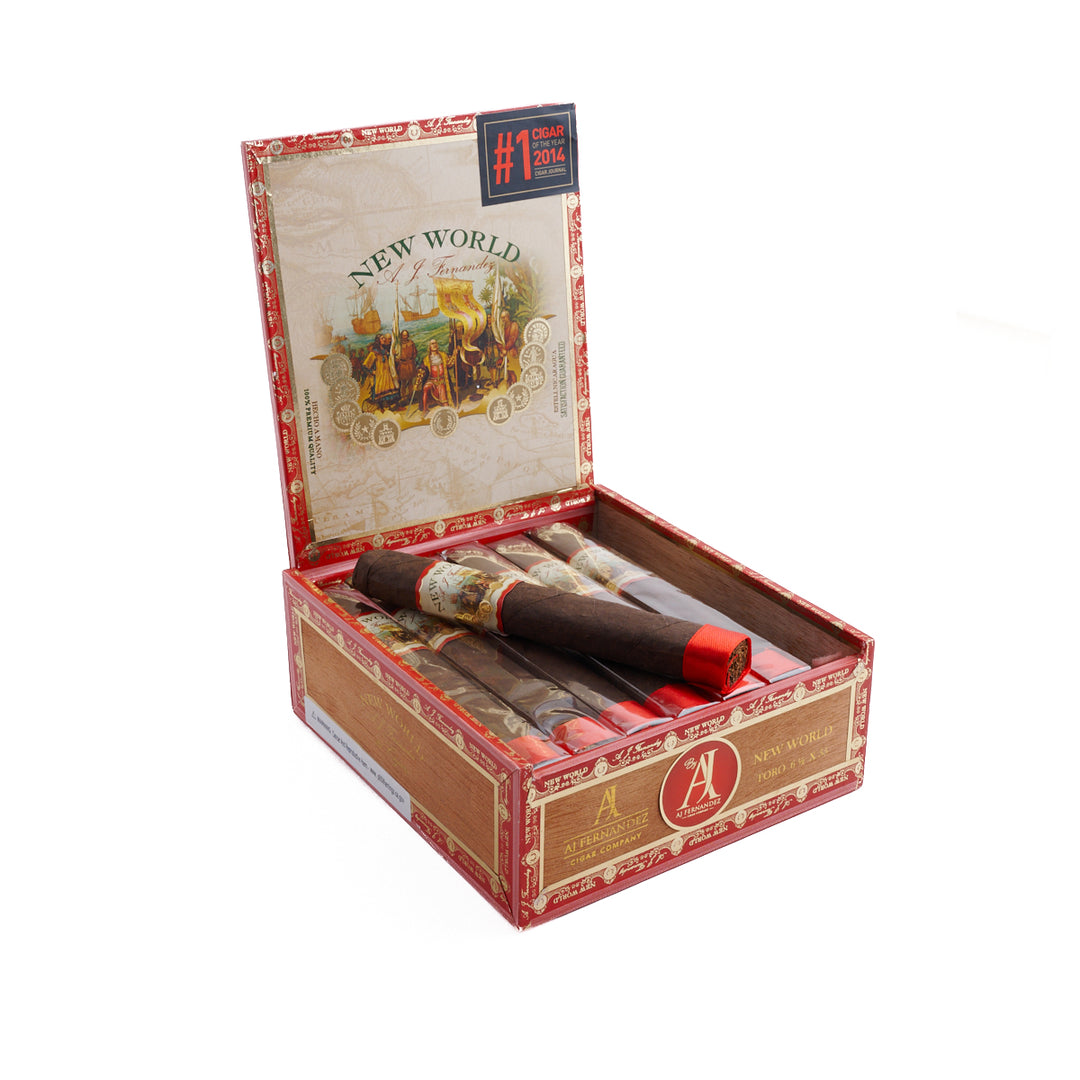 New World Oscuro by AJ Fernandez Gobernador Toro