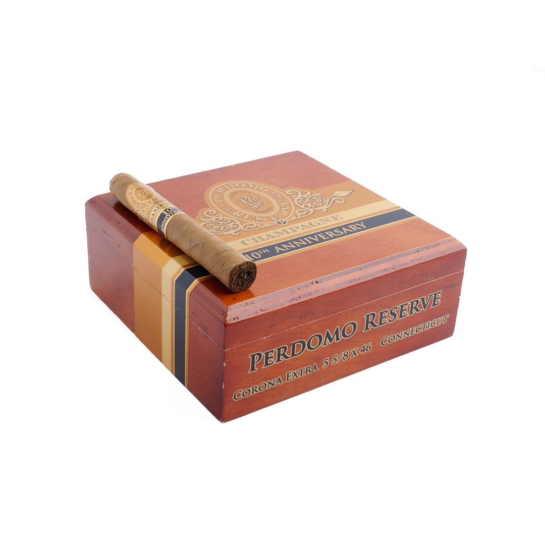 Perdomo 10th Anniversary Champagne Corona Extra