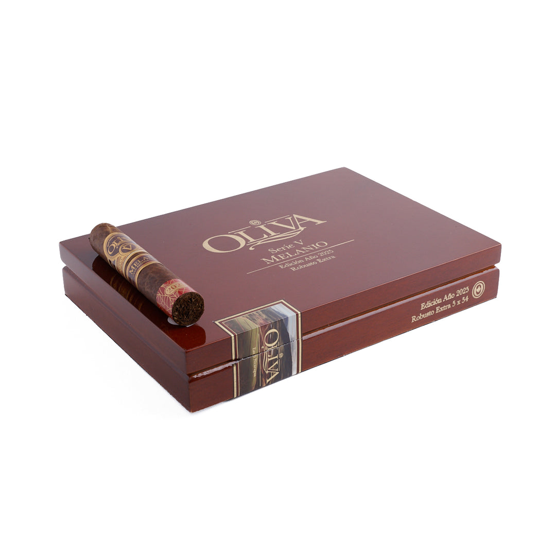 Oliva Serie V Melanio Edicion Ano 2025