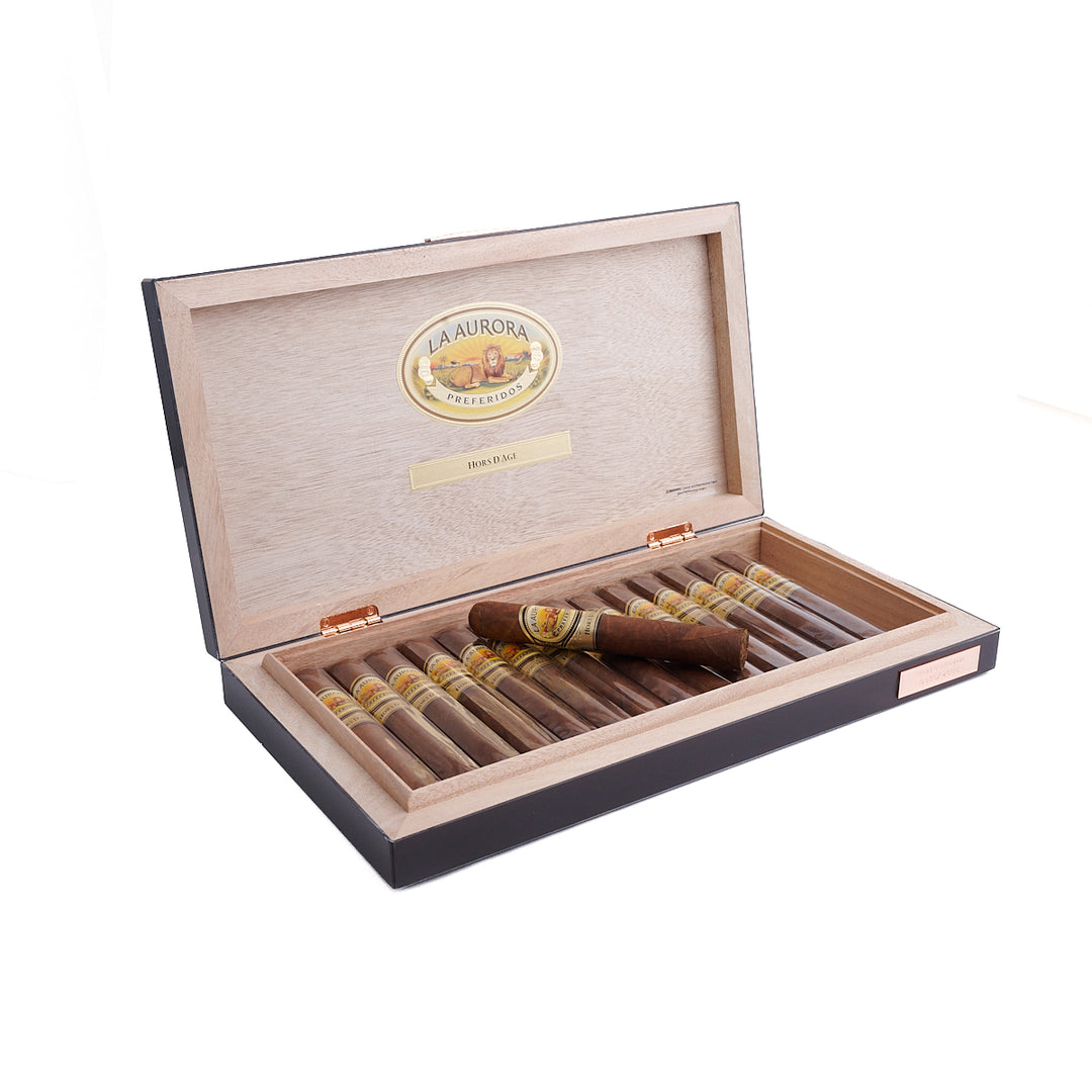 拉奧羅拉｜Hors D'Age 2022年公牛