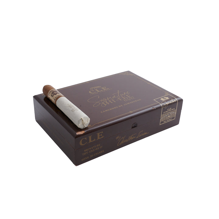 C.L.E. Signature Gordo