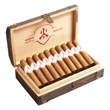 ADVentura The Explorer Short Robusto