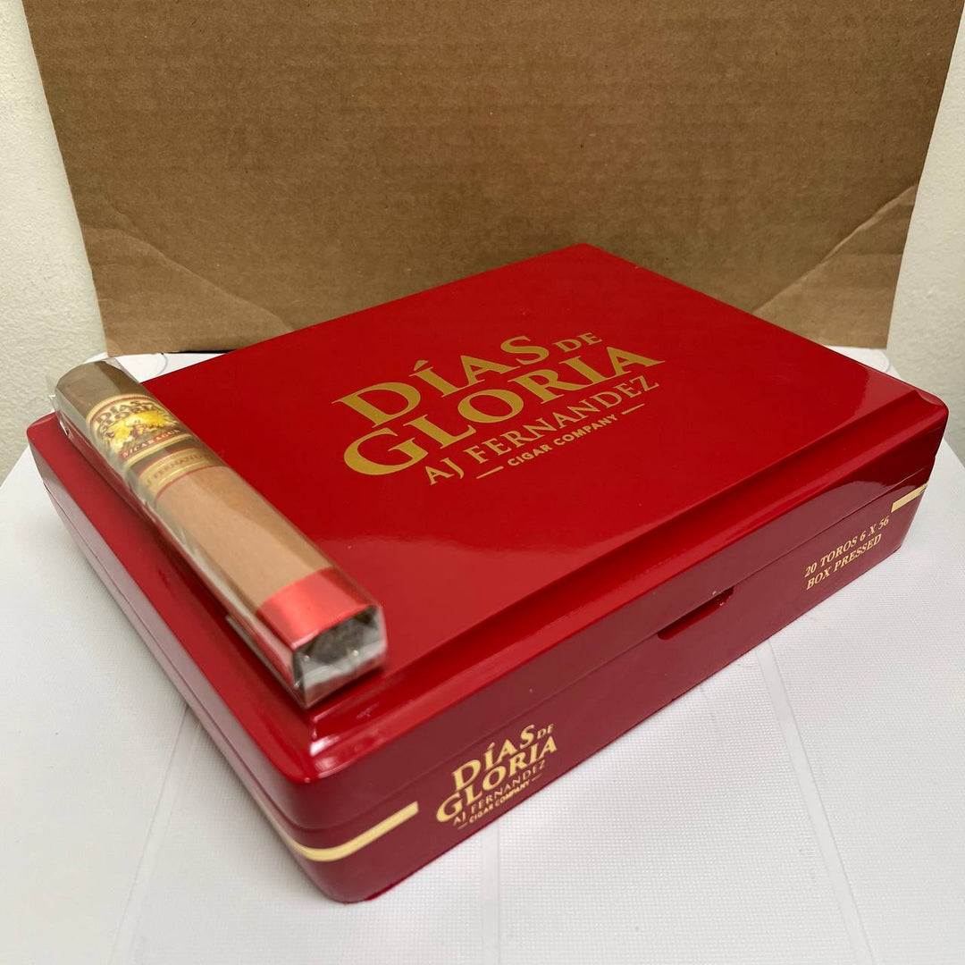 AJ Fernandez Dias de Gloria Toro