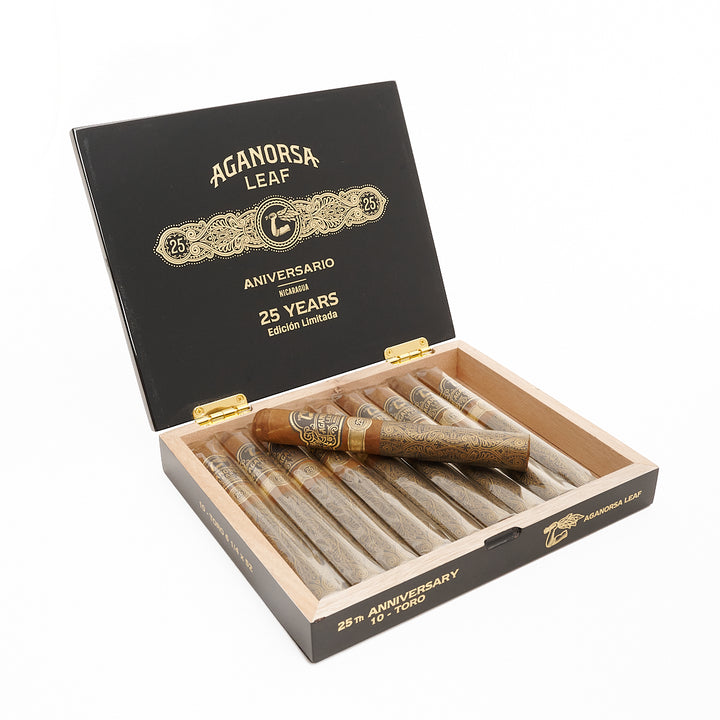 Aganorsa Leaf Aniversario 25 Years Corojo Toro