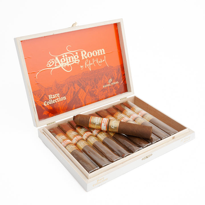 Aging Room Rare Collection Vivase