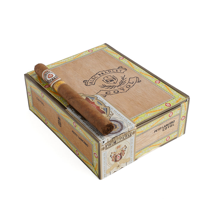 Alec Bradley Coyol Petit Lancero