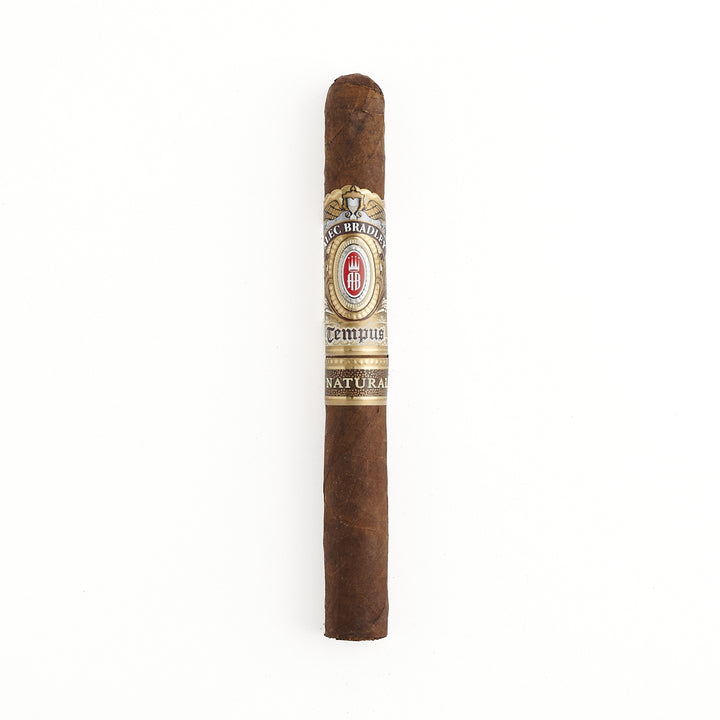 Alec Bradley Tempus Corona