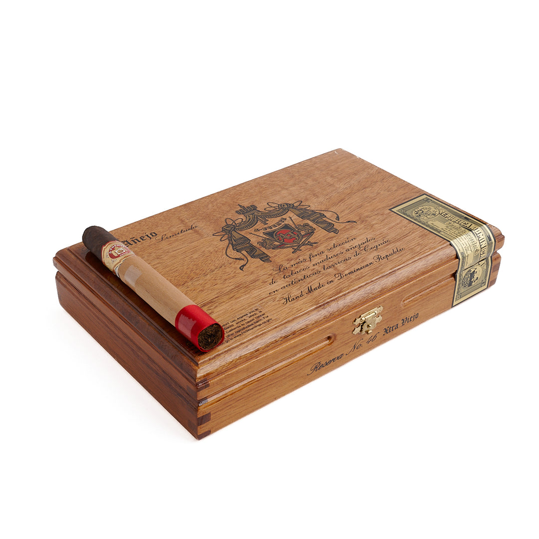 Arturo Fuente Anejo Reserva No. 46 Corona