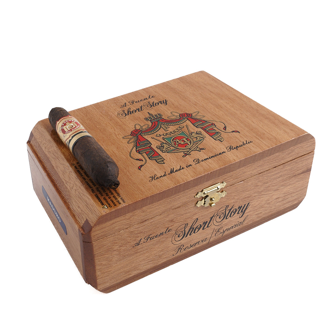 Arturo Fuente Hemingway Short Story Maduro Perfecto