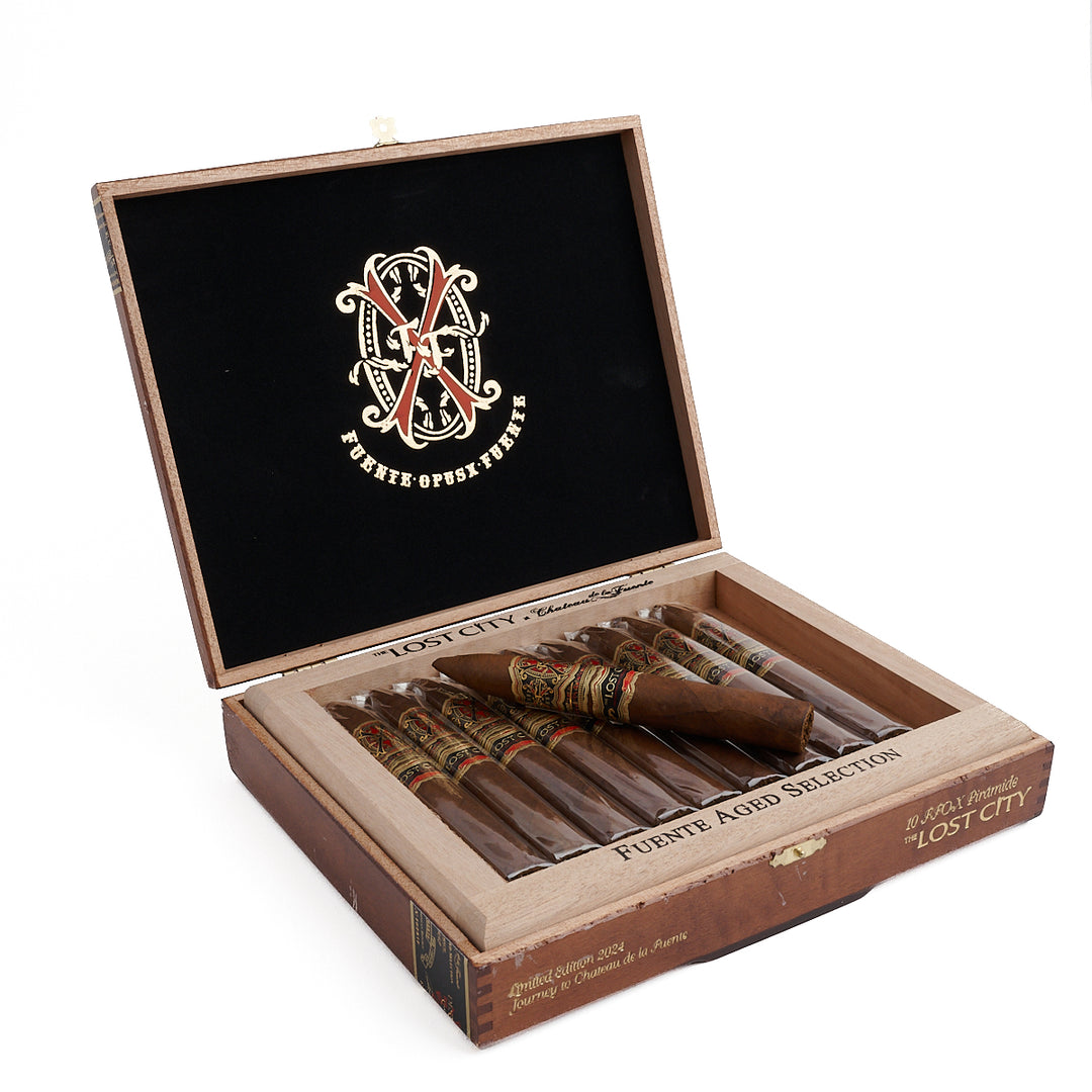 Arturo Fuente OpusX The Lost City Piramide